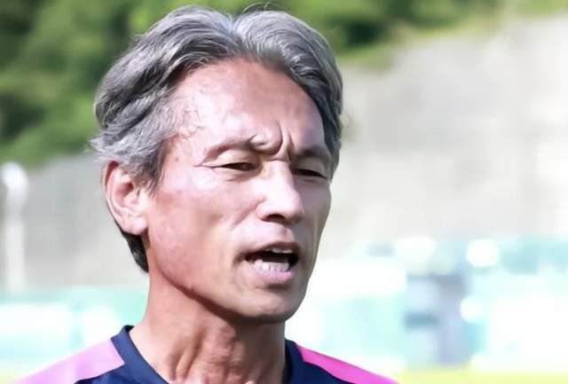北京光线传媒、北京光线影业和北京彩条屋均隶属光线传媒，而成都可可豆和自在境界文化传媒背后均有导演饺子主导。
