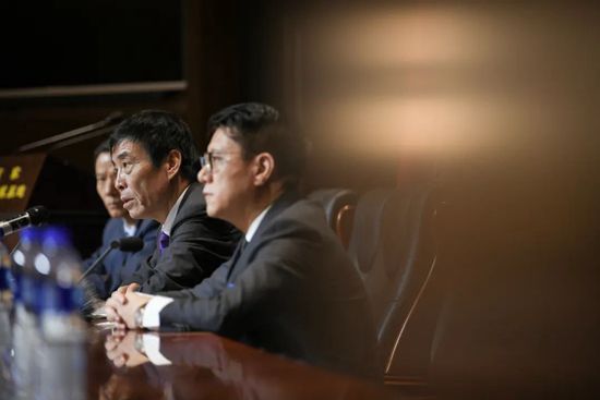新人加盟《蝙蝠侠》 备受关注望成下一位巨星 2019-11-12 新版本的《蝙蝠侠》备受关注。