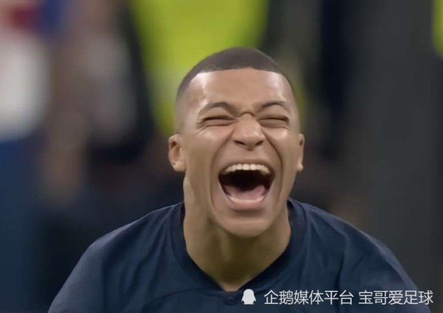俩人都浓妆艳抹、皮草上身 《斗士》导演新片攒巨星 克里斯蒂安·贝尔加盟 2012-10-06 ，除之前已确认的布莱德利·库珀、艾米·亚当斯、杰瑞米·雷纳外，奥斯卡金像奖获得者克里斯蒂安·贝尔也于日前加盟。