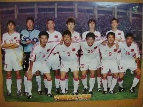 12月12日,有媒体报道称春晚语言类节目审查已于近日开始,岳云鹏、冯巩、苗阜、孙越、贾旭明等人均参加了此次审查。