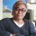 郭富城爱驹“爱将”在比赛中胜出并赢得赢得558600元奖金，兴奋的郭天王开香槟庆祝如同孩子般开心，并与张智霖一起拉头马。